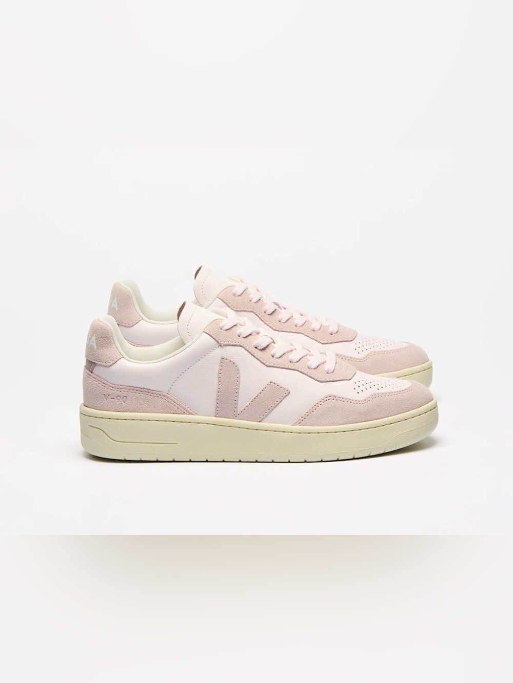VEJA V-90 Leather “Lassi Petale” Sneakers – EU 42 / Women’s 11 / Men’s